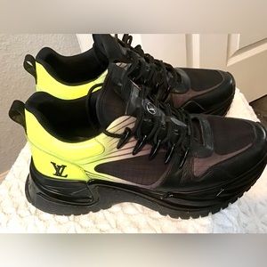 Louis Vuitton Run Away Pulse Black/Neon Yellow Men Sz 7